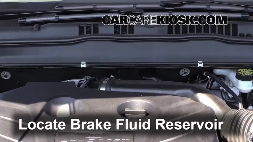 2013 Ford Fusion SE 2.0L 4 Cyl. Turbo Liquide de frein
